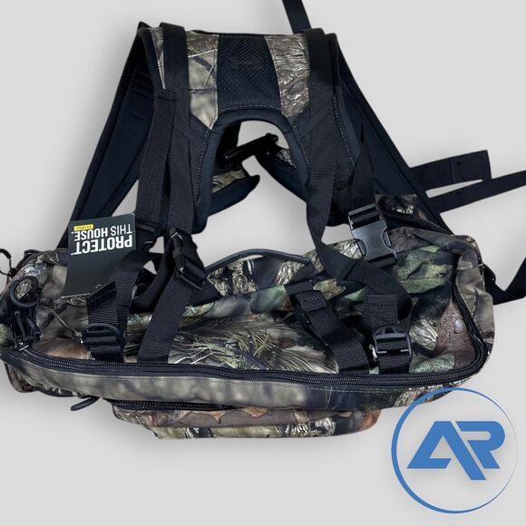 Under Armour Camo Mossy Oak Hunting Waist Pack Bag  SAMPLE - Picture 7 of 8